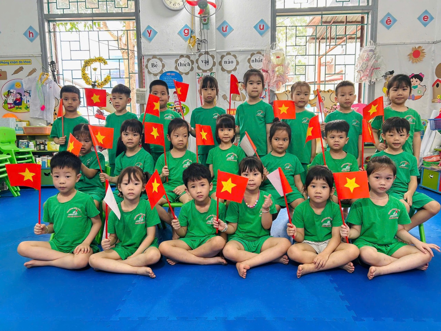 TỰ HÀO THÁNG 5, CÁC BÉ LỚP MẪU GIÁO 5 - 6 TUỔI D4 TRƯỜNG MẦM NON 7/5 HƯỚNG VỀ CHIẾN THẮNG ĐIỆN BIÊN PHỦ