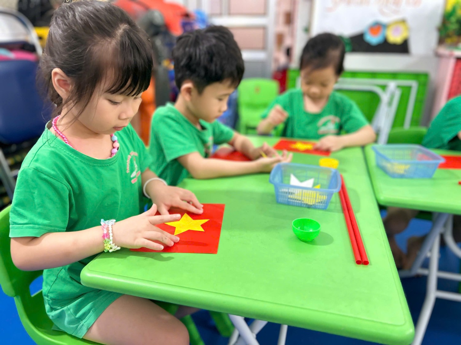 Ảnh 2/5 – TỰ HÀO THÁNG 5, CÁC BÉ LỚP MẪU GIÁO 5 - 6 TUỔI D4 TRƯỜNG MẦM NON 7/5 HƯỚNG VỀ CHIẾN THẮNG ĐIỆN BIÊN PHỦ