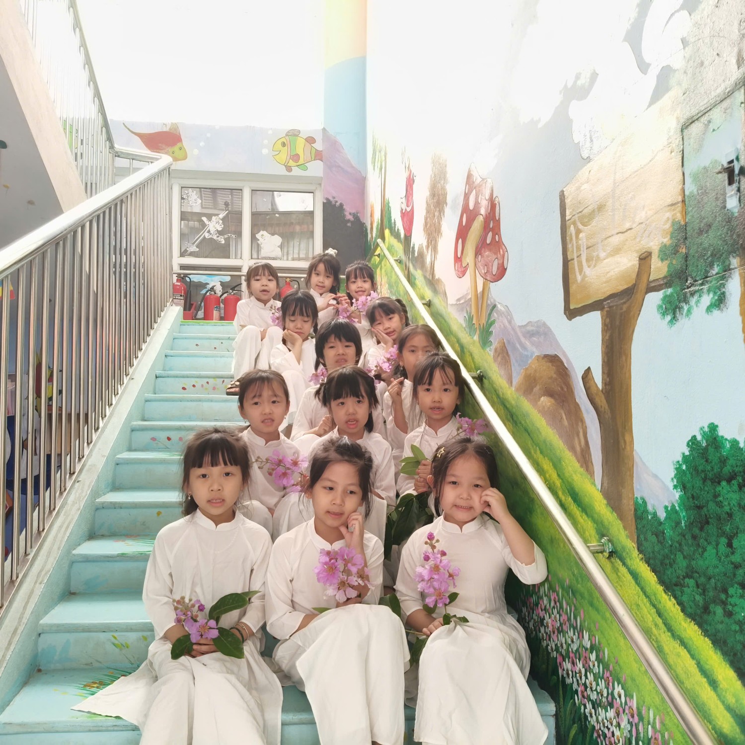 Ảnh 6/16 – MỘT CHUYẾN ĐÒ SANG SÔNG