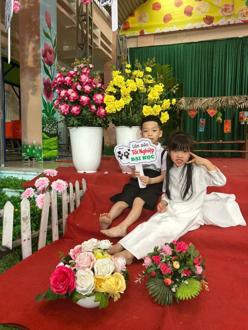 Ảnh 12/16 – MỘT CHUYẾN ĐÒ SANG SÔNG