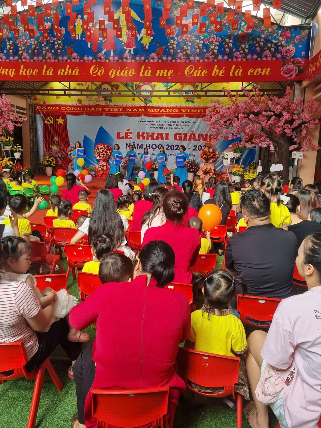 Ảnh 9/15 – Phân hiệu Hoa Hồng, trường MN 7/5 tưng bừng trong Lễ Khai giảng năm học mới!