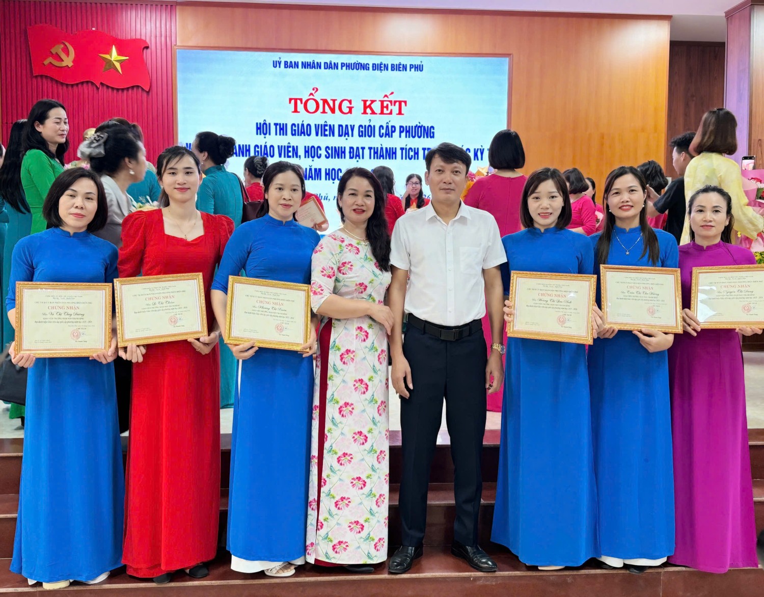 NHỮNG BÔNG HOA TỎA SÁNG – TRƯỜNG MẦM NON THANH BÌNH KHẲNG ĐỊNH CHẤT LƯỢNG GIÁO VIÊN TẠI HỘI THI GIÁO VIÊN DẠY GIỎI CẤP PHƯỜNG