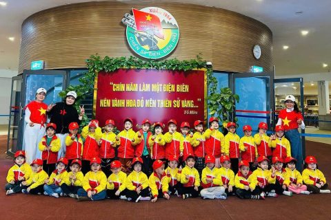 Ảnh 4/17 – HOẠT ĐỘNG ĐỀN ƠN ĐÁP NGHĨA - GIAO LƯU HỌC TẬP