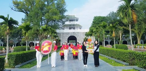 Ảnh 9/17 – HOẠT ĐỘNG ĐỀN ƠN ĐÁP NGHĨA - GIAO LƯU HỌC TẬP