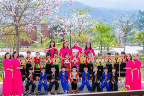 Ảnh 13/24 – TRƯỜNG MẦM NON 20/10 – LAN TỎA BẢN SẮC LỄ HỘI HOA BAN TỈNH ĐIỆN BIÊNNĂM 2026