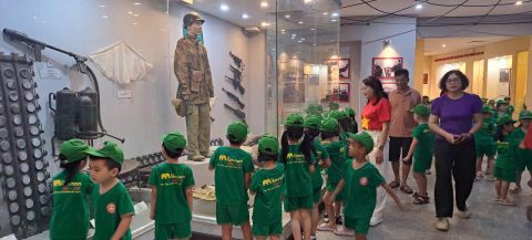 Ảnh 20/20 – TRƯỜNG MẦM NON 20/10 GIÁO DỤC TRUYỀN THỐNG YÊU NƯỚC CHO TRẺQUA HOẠT ĐỘNG TRẢI NGHIỆM THỰC TẾ