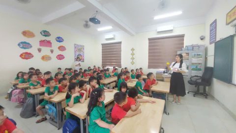 Ảnh 12/20 – 🎒✨CÁC BÉ 5-6 TUỔI TRƯỜNG MẦM NON 20/10 LÀM QUEN VỚI TRƯỜNG TIỂU HỌC THÔNG QUA HOẠT ĐỘNG THỰC TẾ ✨🎒